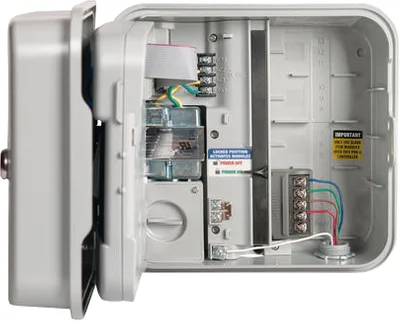 Programador-riego-Hunter-PRO-C-exterior-estaciones