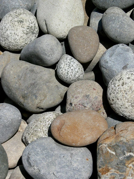 Piedra-bolo-río-para-jardín-Saco-redondeado-natural