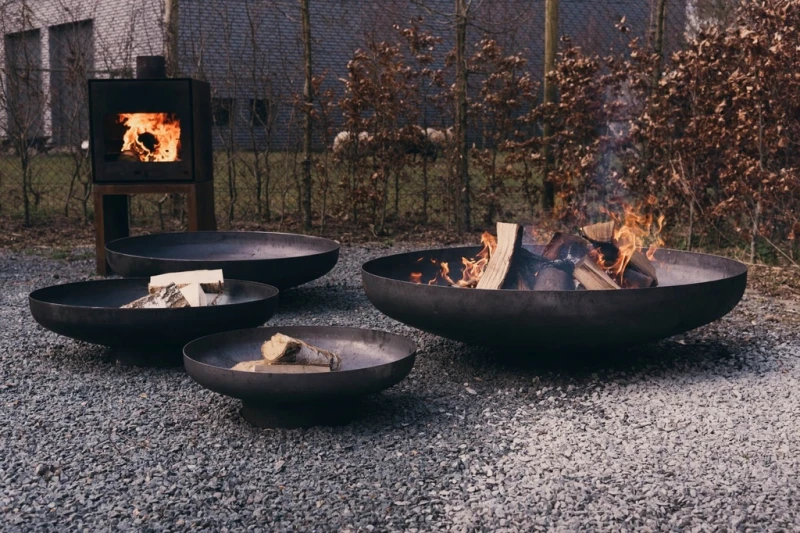 Brasero-leña-exterior-Fuego-vivo-todo-año